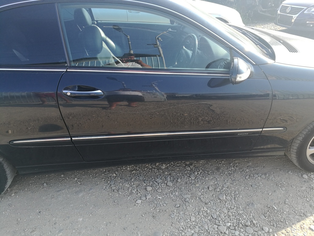 Usa stanga Mercedes CLK240 W209
