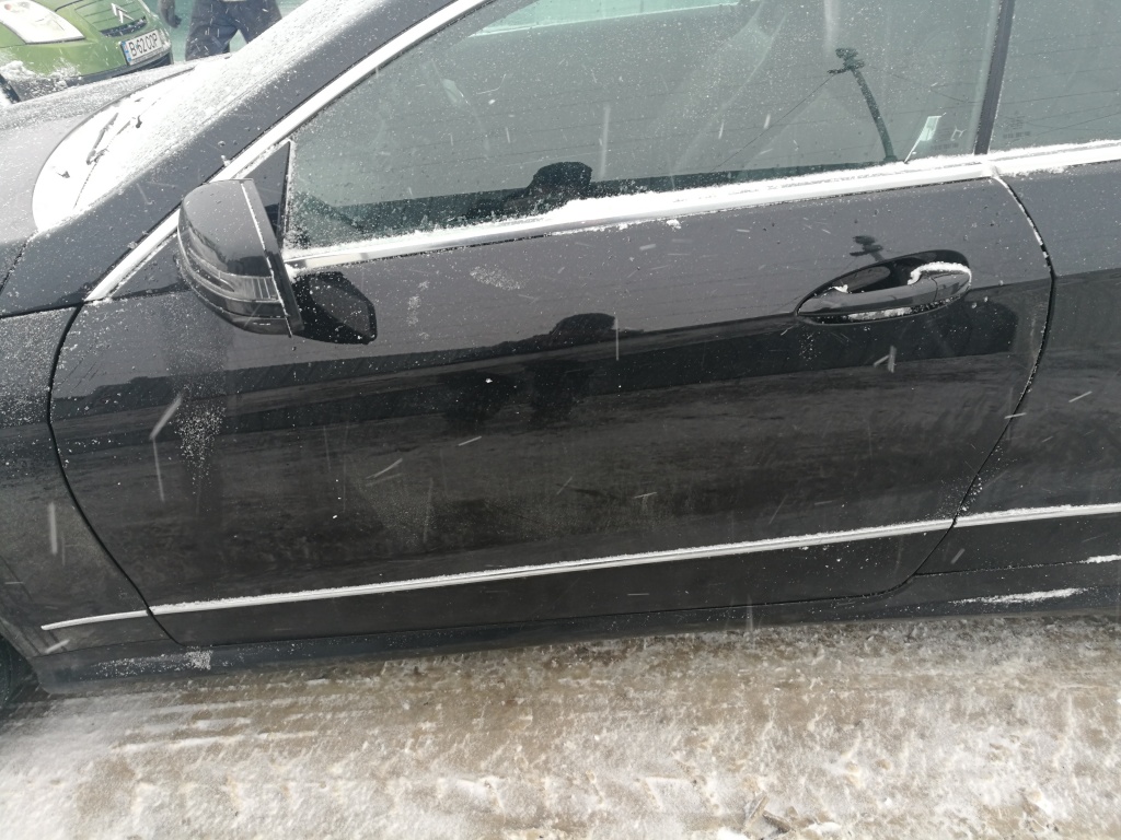 Usa stanga Mercedes E class coupe w207