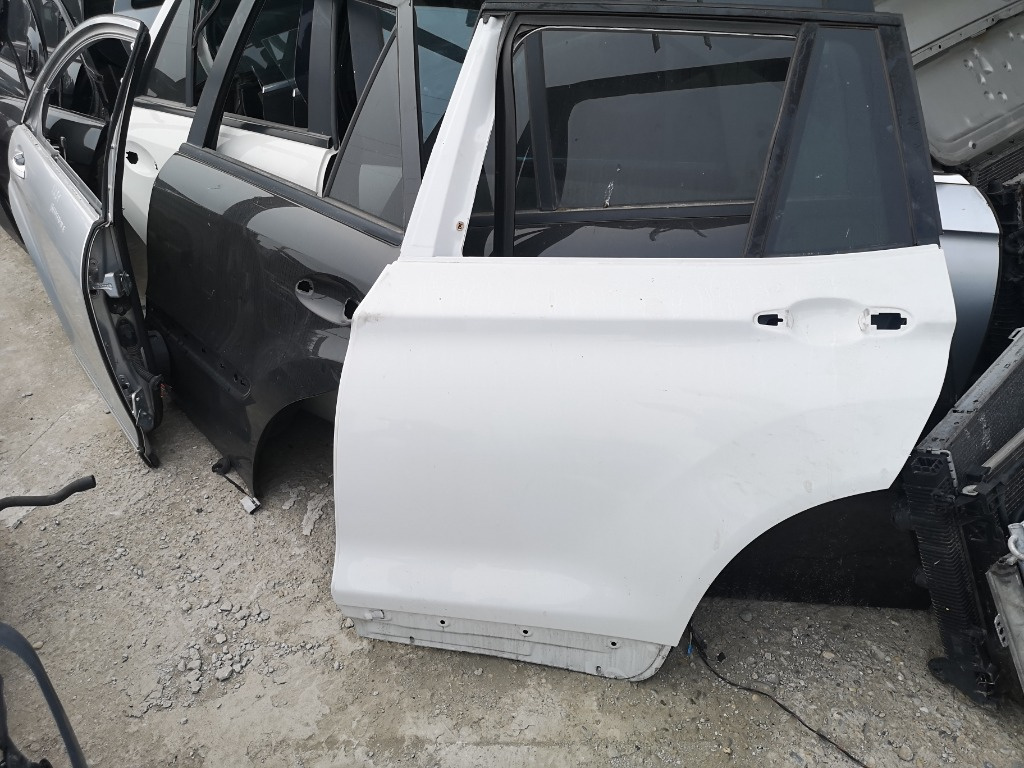 Usa stanga spate bmw x3 f25