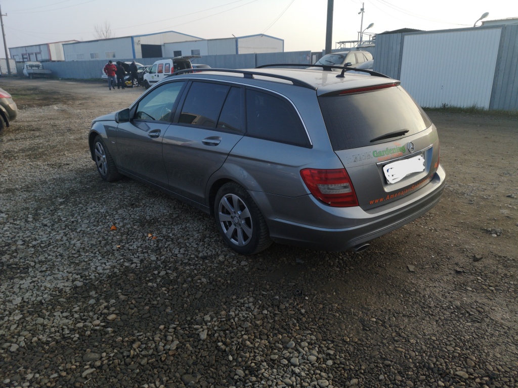 Usa stanga spate break mercedes c220 cdi w204 facelift