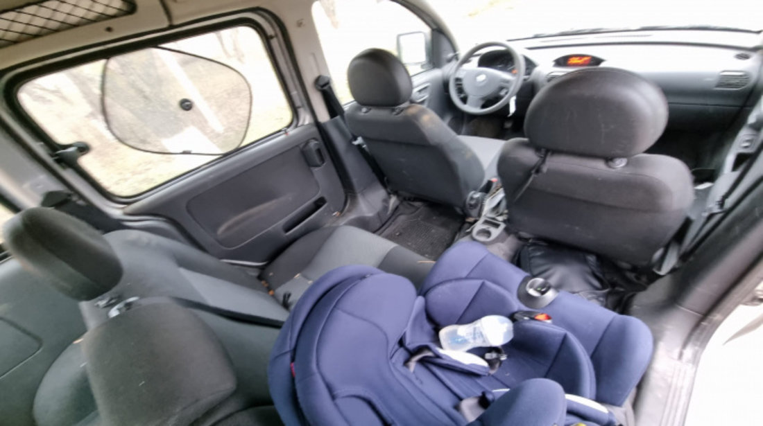 Usa stanga spate complet echipata Opel Combo C 2009 minivan 1.3 diesel