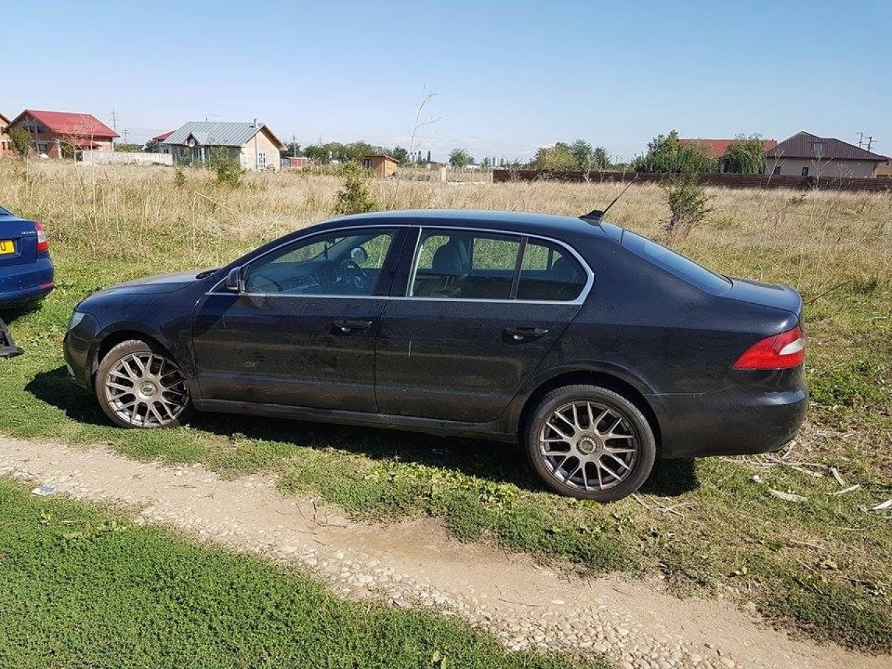 Usa stanga spate culoare negru skoda superb II 2008-2015