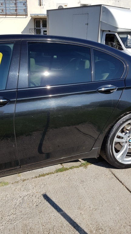 Usa stanga spate fata Bmw F01