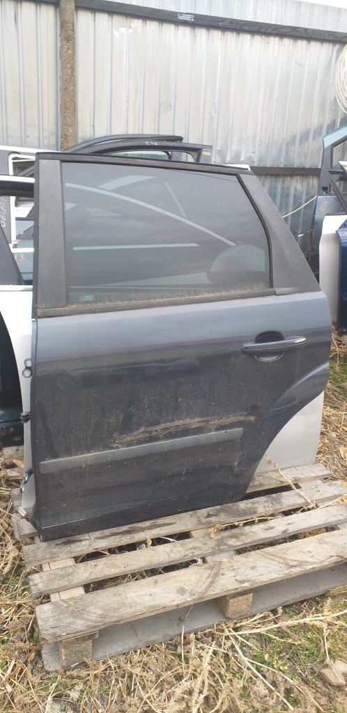 Usa stanga spate Ford Focus 2 2005