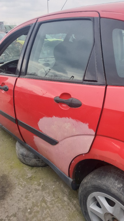 Usa stanga spate Ford Focus 2000 HB 1.6