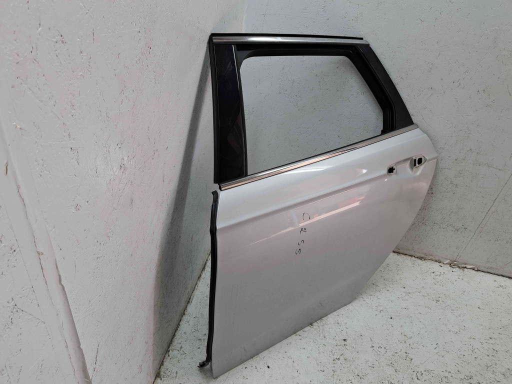 Usa stanga spate Ford Mondeo 5 Combi [Fabr 2014-2022] Moondust Silver Metc