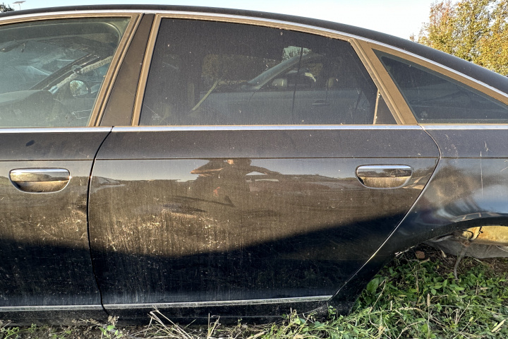 Usa Stanga Spate LY9B Audi A6 4F/C6 [facelift] [2008 - 2011]