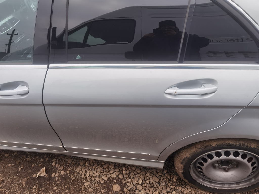 Usa stanga spate Mercedes c200 cdi w204 facelift