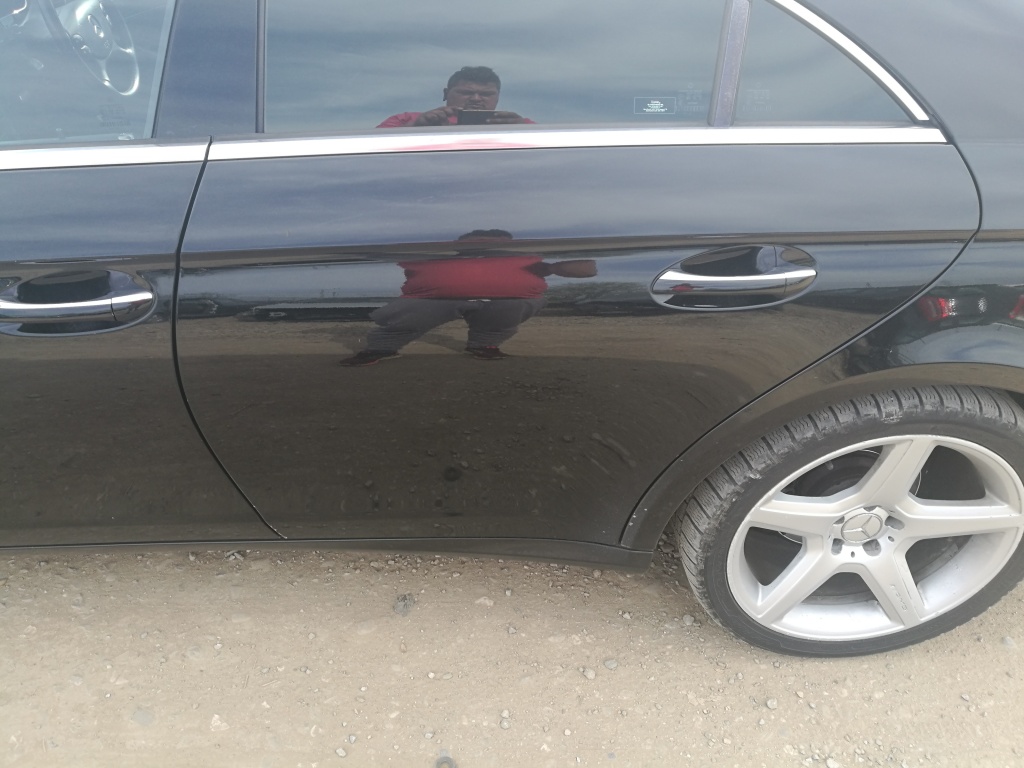 Usa stanga spate Mercedes CLS W219
