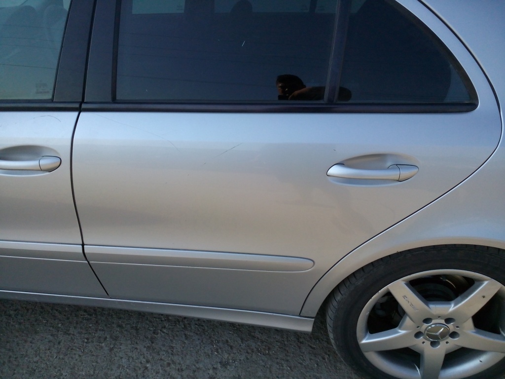 Usa stanga spate Mercedes E class w211 Classic