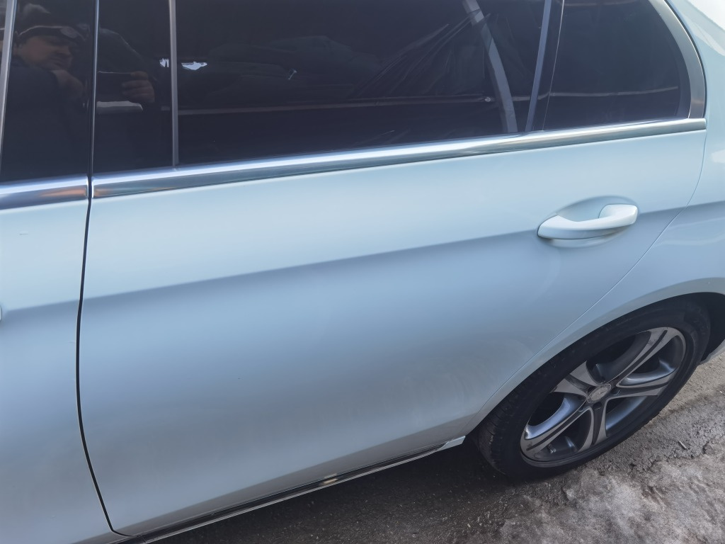 Usa stanga spate Mercedes E class w213 an 2018