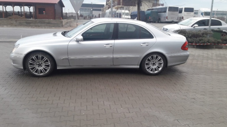 Usa stanga spate Mercedes E220 cdi w211 an 2007 facelift