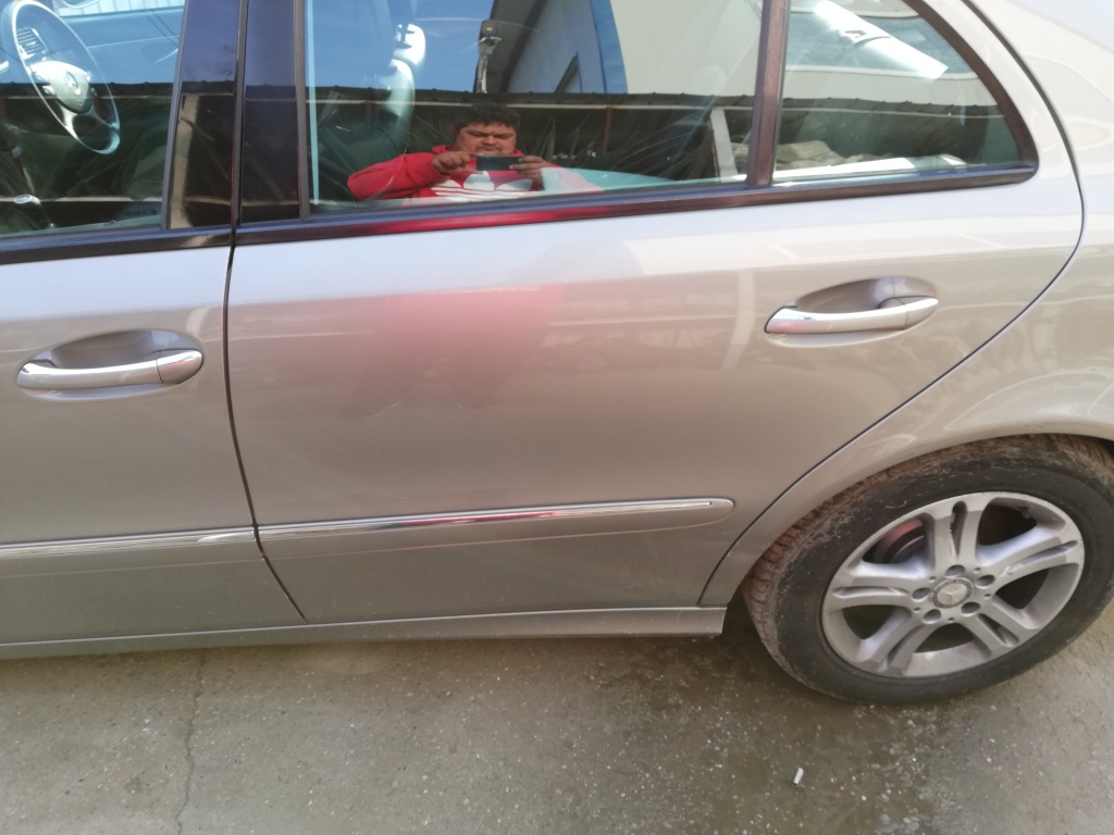 Usa stanga spate Mercedes E220 cdi w211 facelift