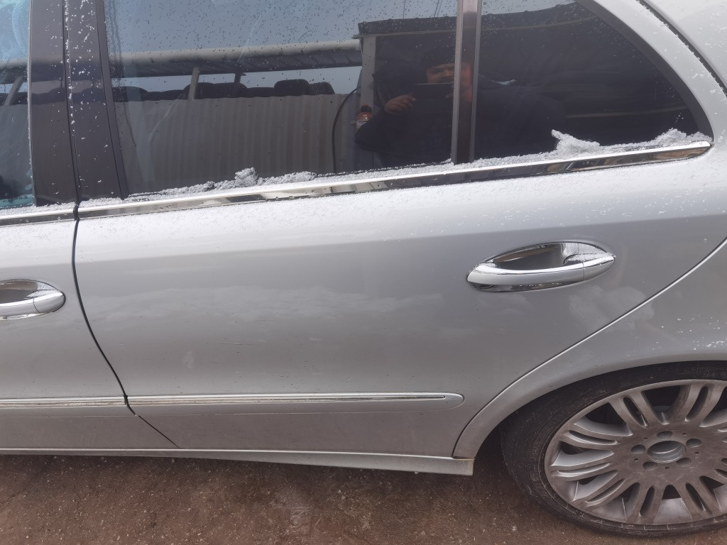 Usa stanga spate Mercedes E280 cdi w211 facelift
