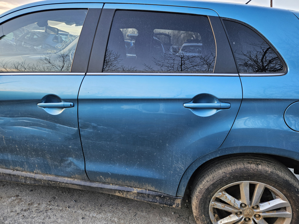 Usa stanga spate Mitsubishi ASX 2010, CU MIC DEFECT