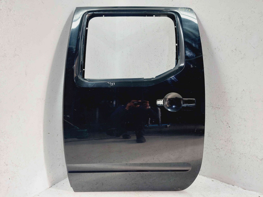 Usa stanga spate Nissan Navara (D40) [Fabr 2005-2014] GN0