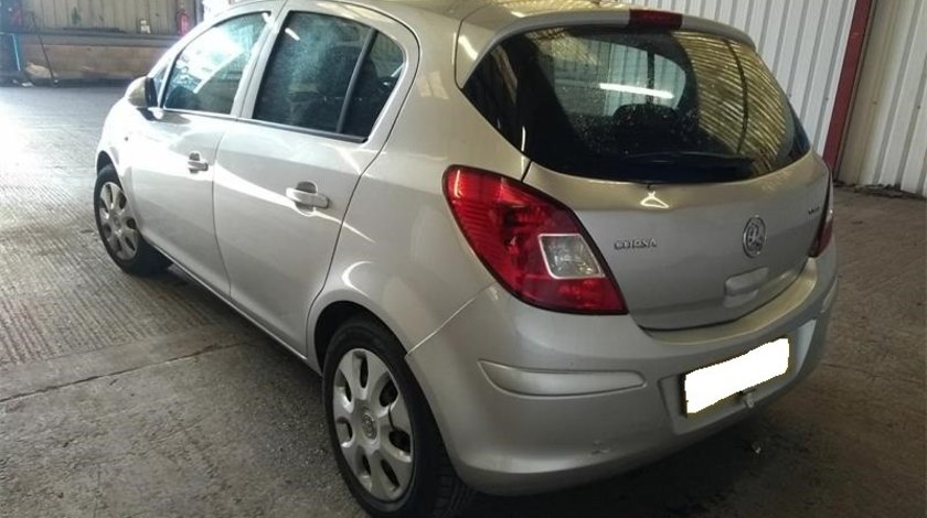 Usa stanga spate Opel Corsa D 2010 Hatchback 1.3 CDTi