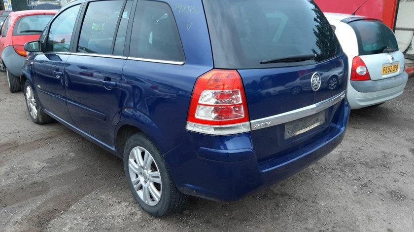 Usa stanga spate Opel Zafira B 2009 MPV 1.9 CDTI