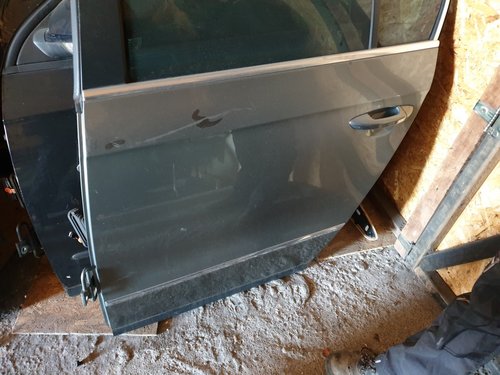 Usa Stanga Spate Passat B6 Berlina