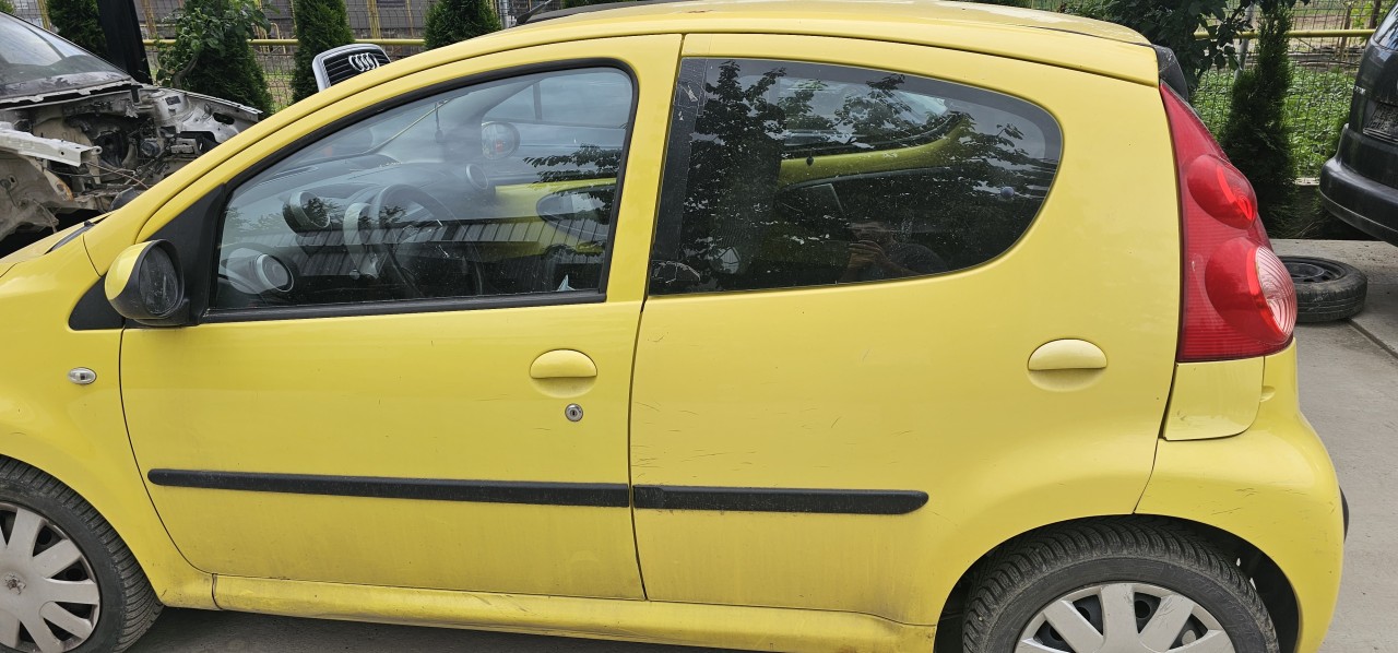 Usa stanga spate Peugeot 107 2006 2007 2008 2009 2010