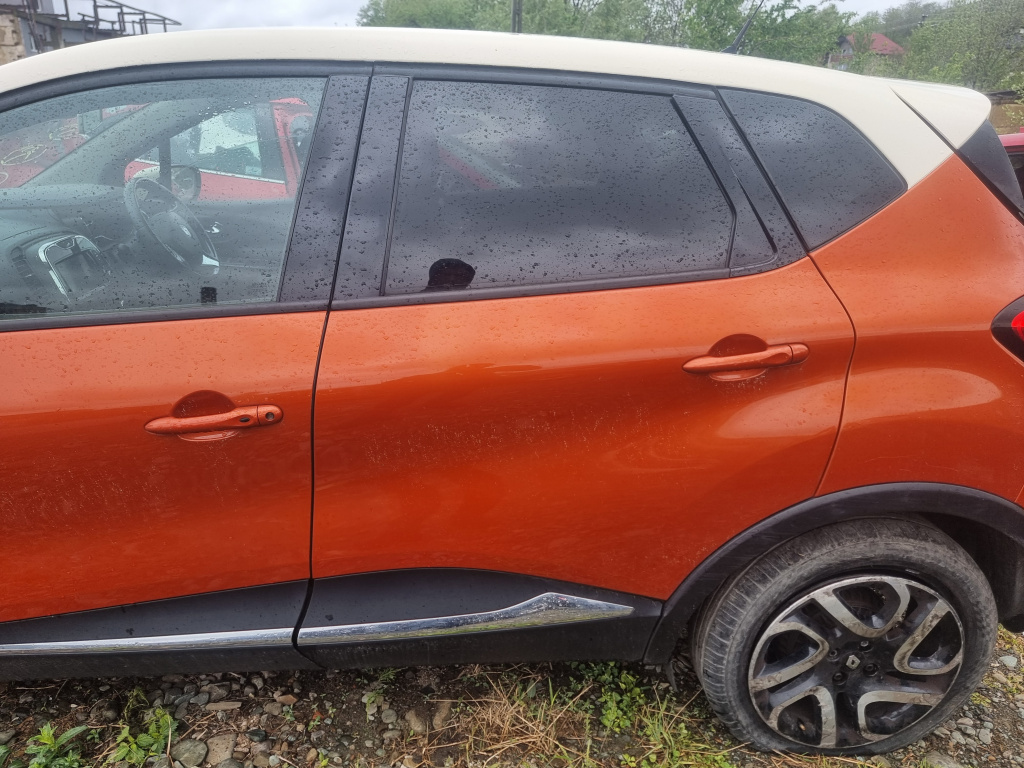 Usa stanga spate Renault Captur - Benzina 2015, -