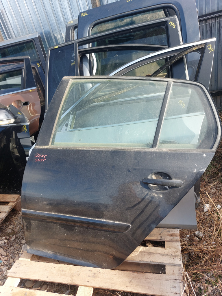 Usa stanga spate Volkswagen Golf 5 Hatchback 2006
