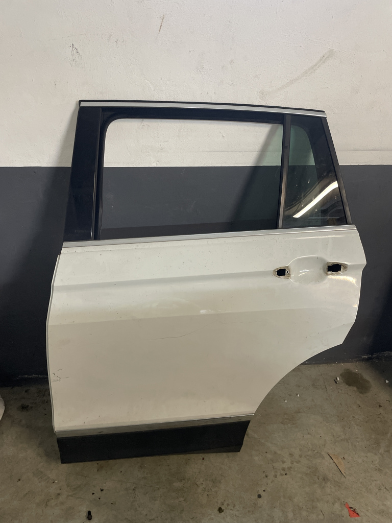 Usa stanga spate Volkswagen Tiguan 2.0 Motorina 2019, -