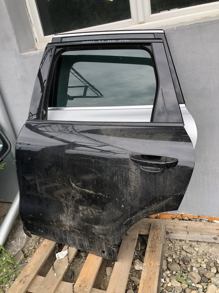 Usa stanga spate Volkswagen Touareg 2012