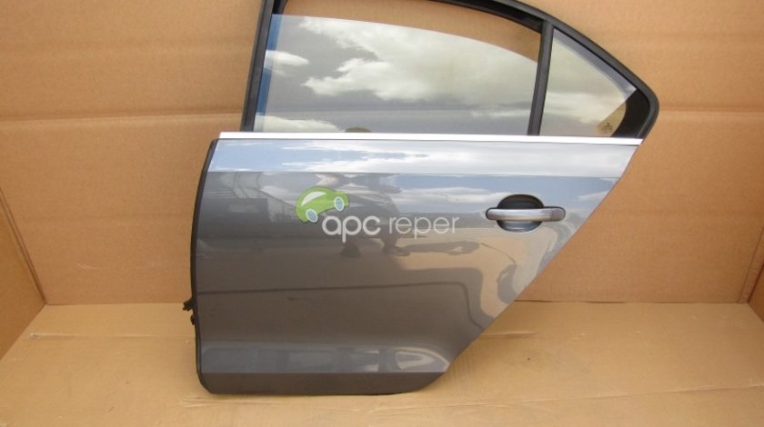 Usa stanga spate VW Jetta 5C (2011 -2018)
