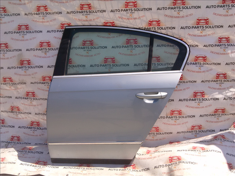 Usa stanga spate VW PASSAT B 6 2.0 TDI an fabr. 2010