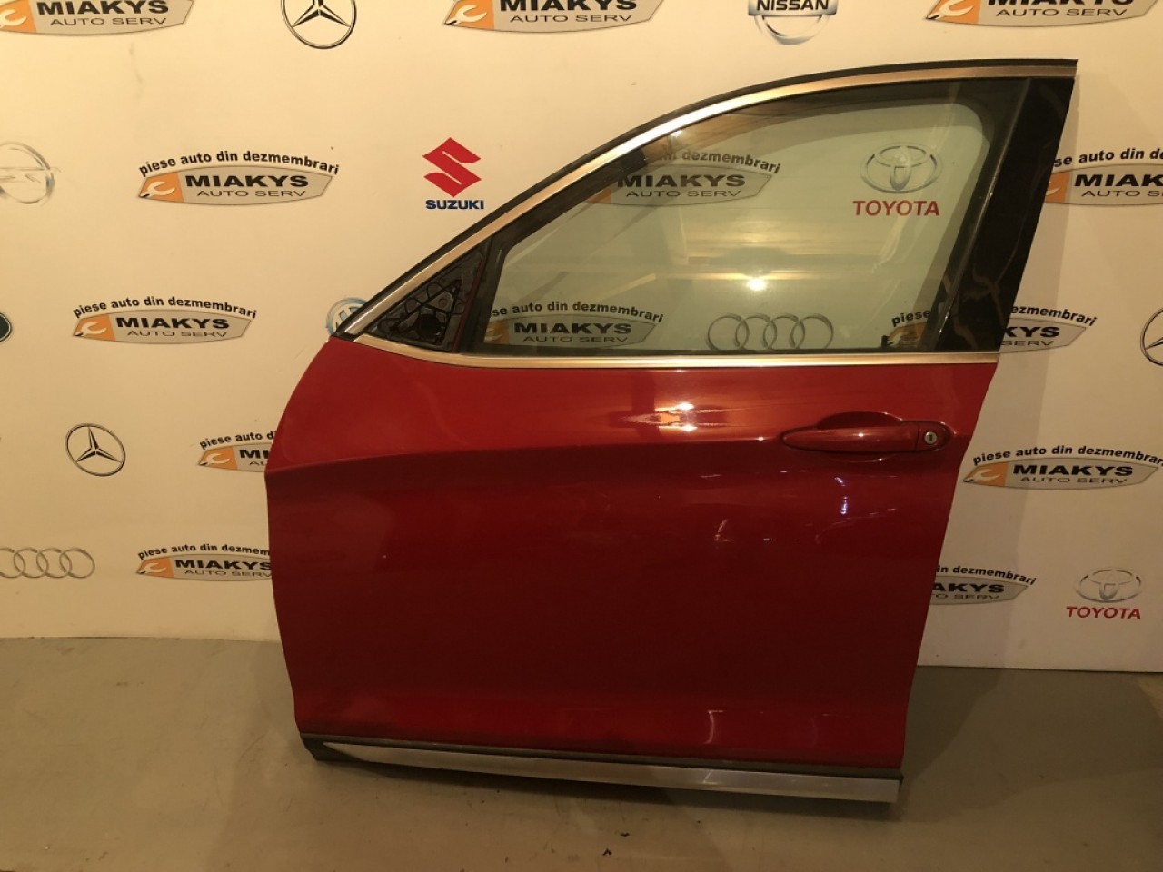 Usa stg fata BMW X4 F26