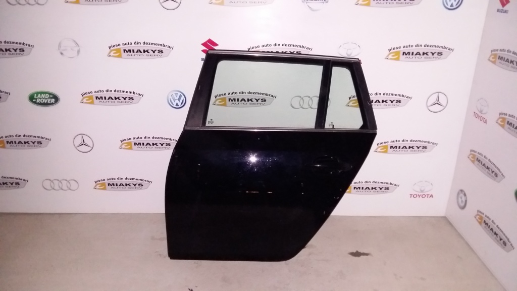 Usa stg.spate BMW E61 2006