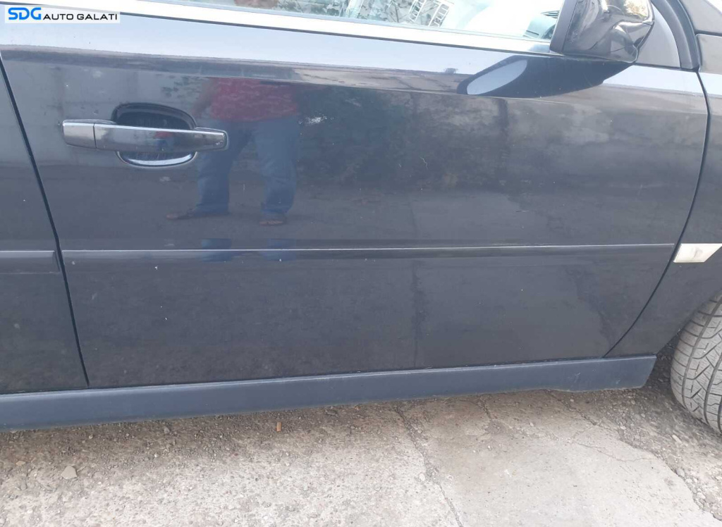 Usa Usi Portiera Dreapta Fata Dezechipata Opel Signum 2003 - 2008 Culoare Z20R