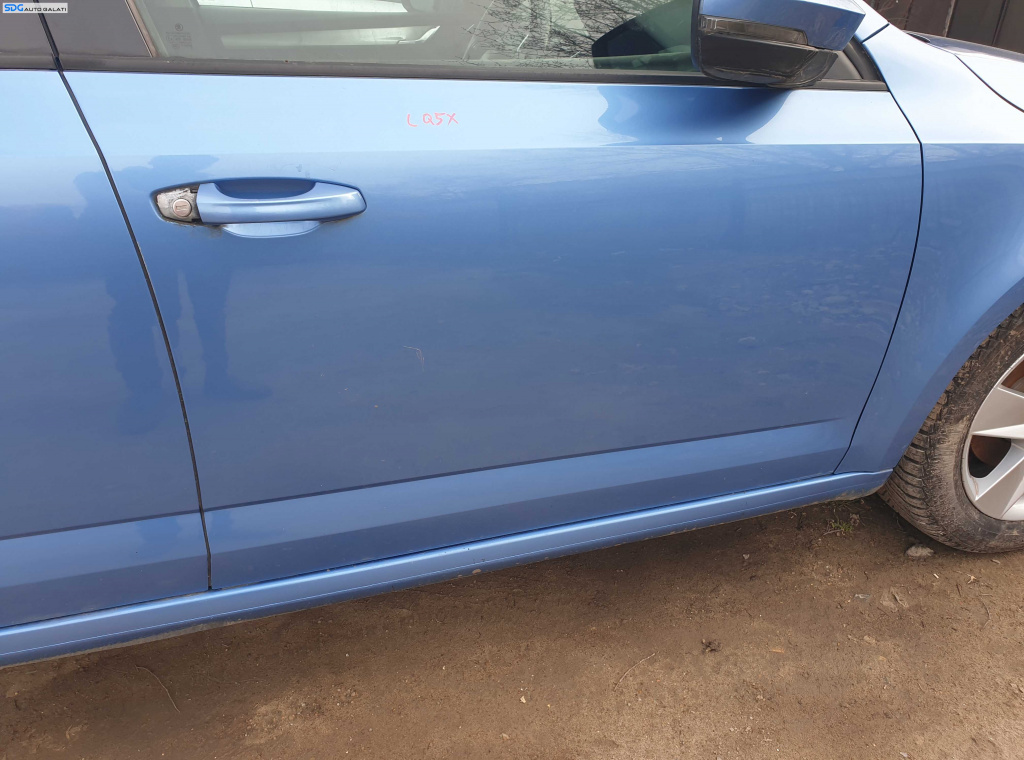 Usa Usi Portiera Portiere Dreapta Fata Skoda Octavia 3 2013 - 2020 Culoare LQ5X [K3558]