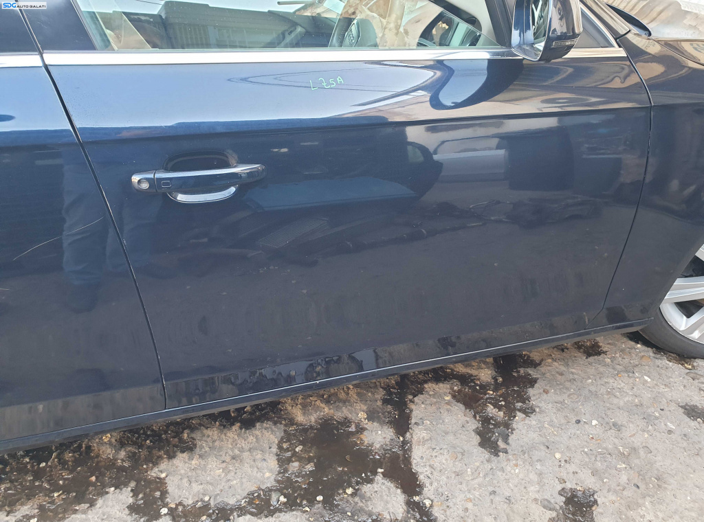 Usa Usi Portiera Portiere Dreapta Fata Dezechipata Audi A4 B8 2008 - 2015 Culoare LZ5A [K4635]