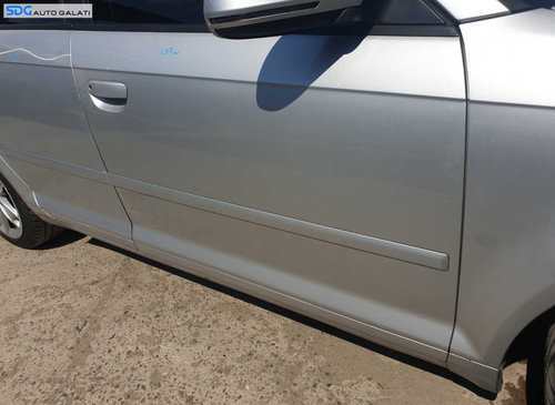 Usa Usi Portiera Portiere Dreapta Fata Dezechipata cu Defect Audi A3 8P Facelift 2004 - 2013 Culoare...