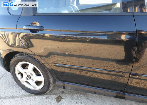 Usa Usi Portiera Portiere Dreapta Spate Kia Cerato Hatchback 2003 - 2008 Culoare EB