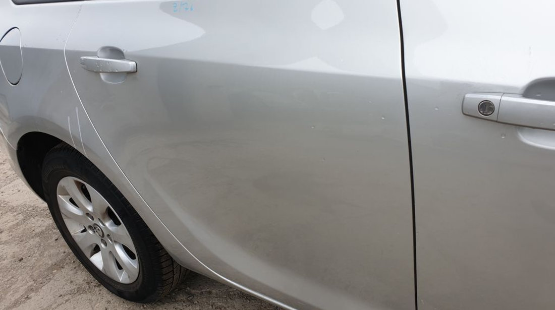 Usa Usi Portiera Portiere Dreapta Spate Dezechipata Opel Astra J Facelift Break Caravan 2009 - 2015 Culoare Z176