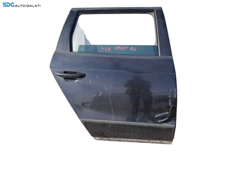 Usa Usi Portiera Portiere Dreapta Spate Volkswagen Passat B6 Break Combi Variant 2005 - 2010 (Defect Vizibil Dreapta Jos) [LC0207SOS]