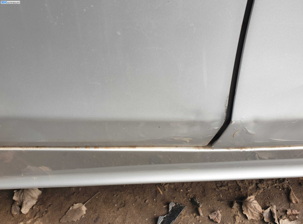 Usa Usi Portiera Portiere Dreapta Spate Dezechipata cu Imperfectiuni BMW Seria 1 E87 2004 - 2011 Culoare 354/7 Titansilber [K0977]