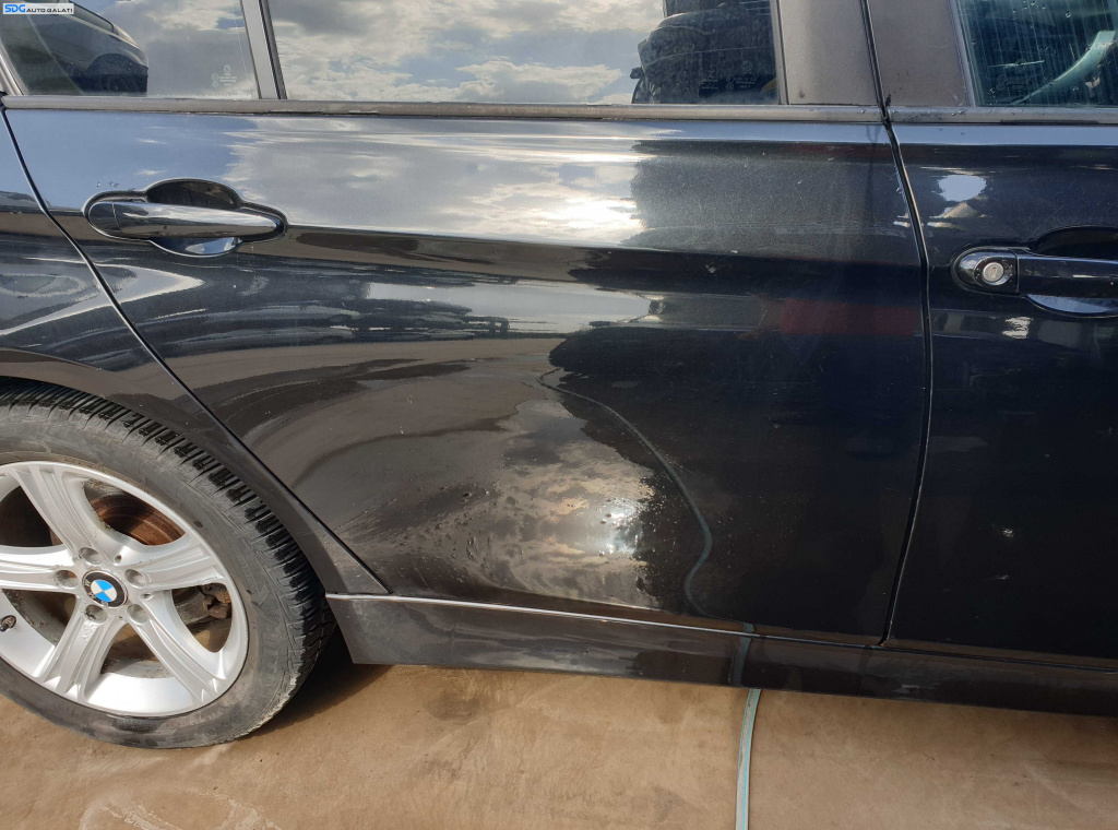 Usa Usi Portiera Portiere Dreapta Spate Dezechipata BMW Seria 3 F30 Sedan Berlina 2011 - 2019 Culoare 475 Black Sapphire Metallic [K6658]