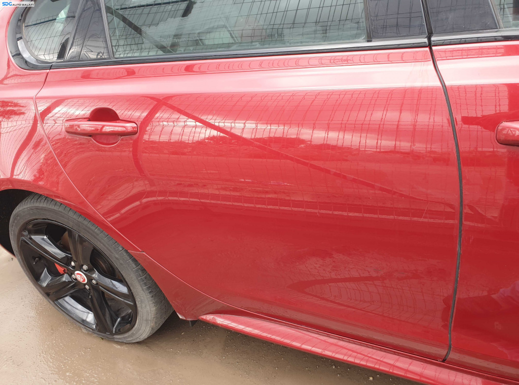 Usa Usi Portiera Portiere Dreapta Spate Dezechipata Jaguar XF X260 2015 - 2020 Culoare LRC CAH Italian Racing Red [K6096]