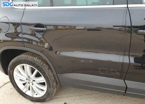Usa Usi Portiera Portiere Dreapta Spate Dezechipata VW Tiguan 2008 - 2012 Culoare LC9X