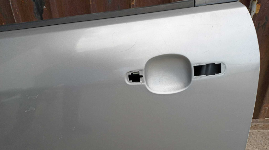 Usa Usi Portiera Portiere Stanga Dezechipata cu Inceput de Rugina Ford Focus 2 Coupe 2 Usi 2004 - 2008 [X3632]