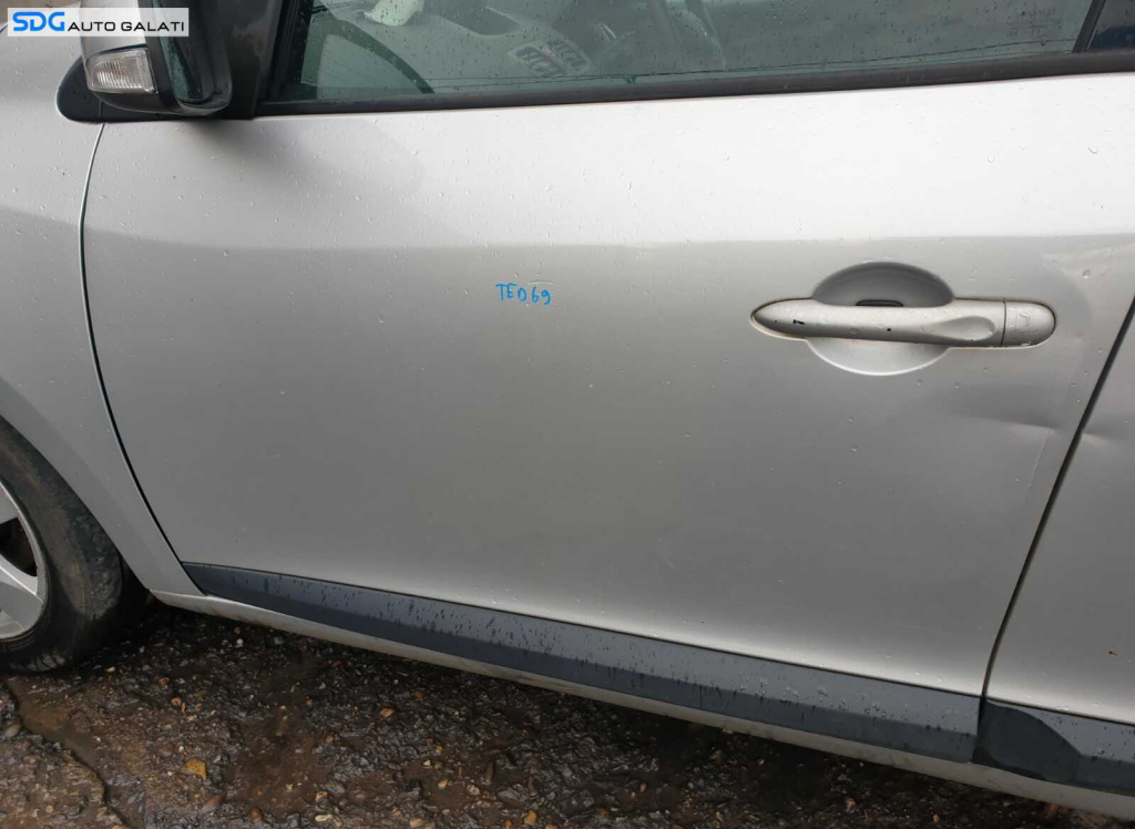 Usa Usi Portiera Portiere Stanga Fata Dezechipata cu Defect Renault Megane 3 2008 - 2015 Culoare TED69 [C2157]
