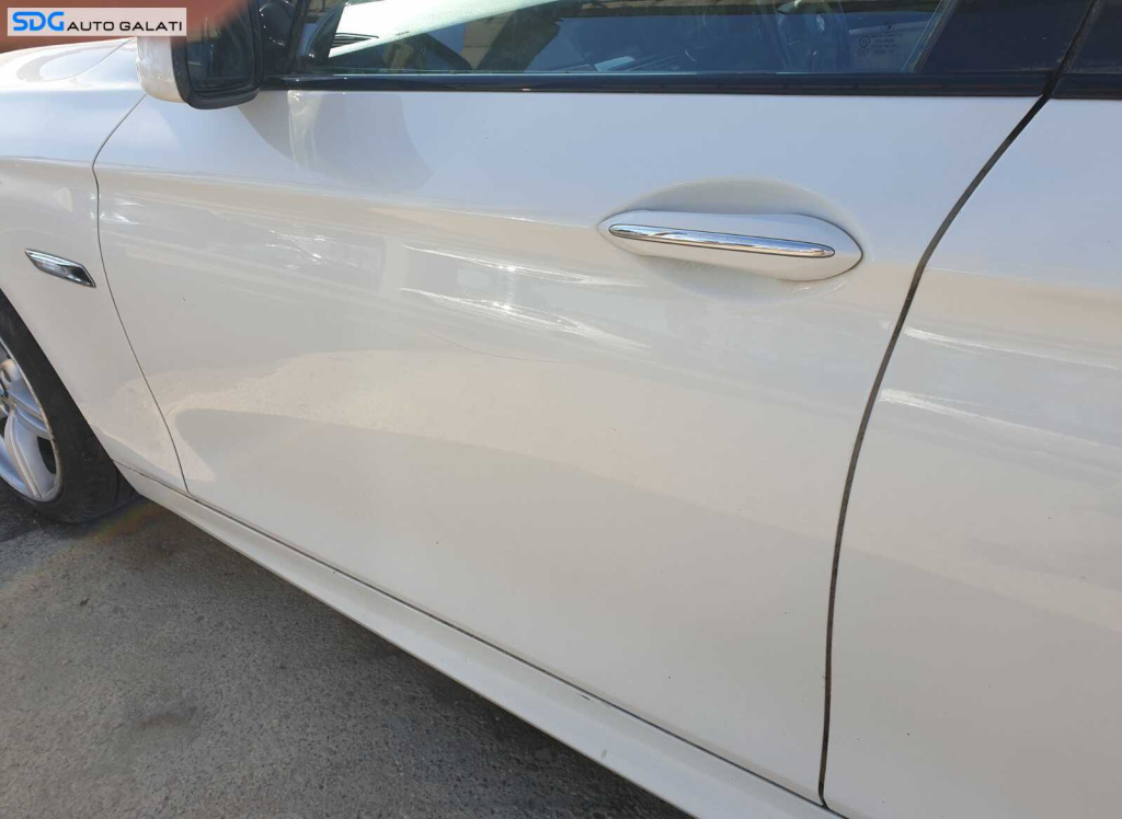 Usa Usi Portiera Portiere Stanga Fata Dezechipata BMW Seria 5 F10 F11 2009 - 2017 Culoare 300 Alpinweiss [C5246]