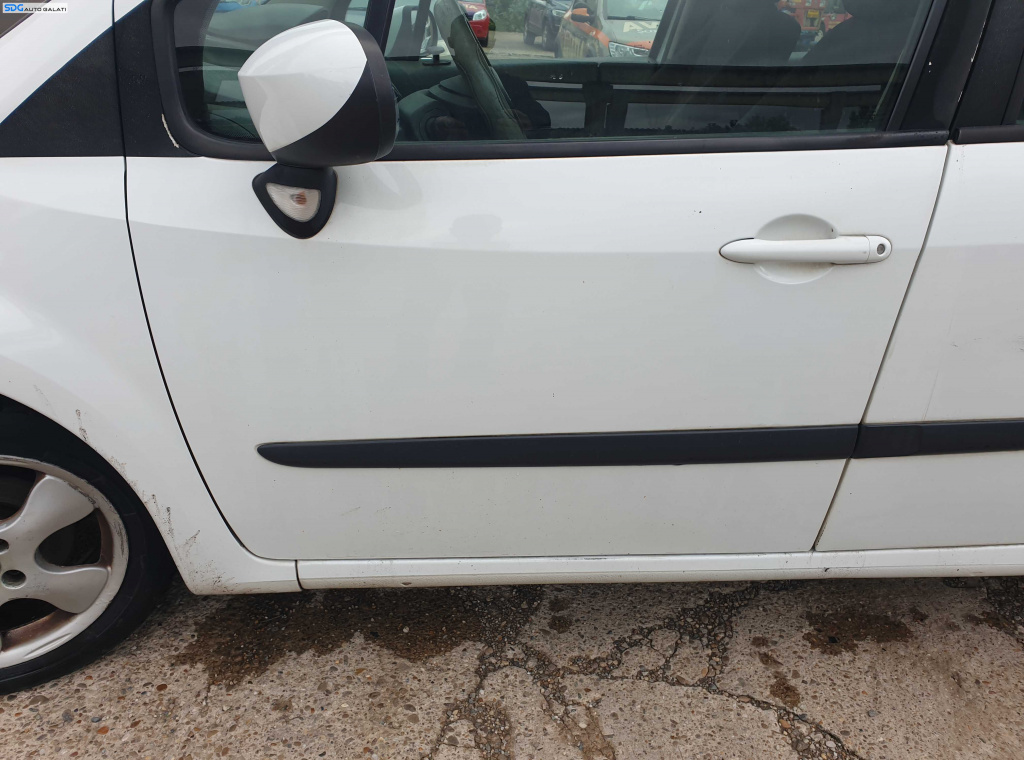 Usa Usi Portiera Portiere Stanga Fata Dezechipata Renault Grand Modus 2008 - 2012 Culoare OV369 [K5874]