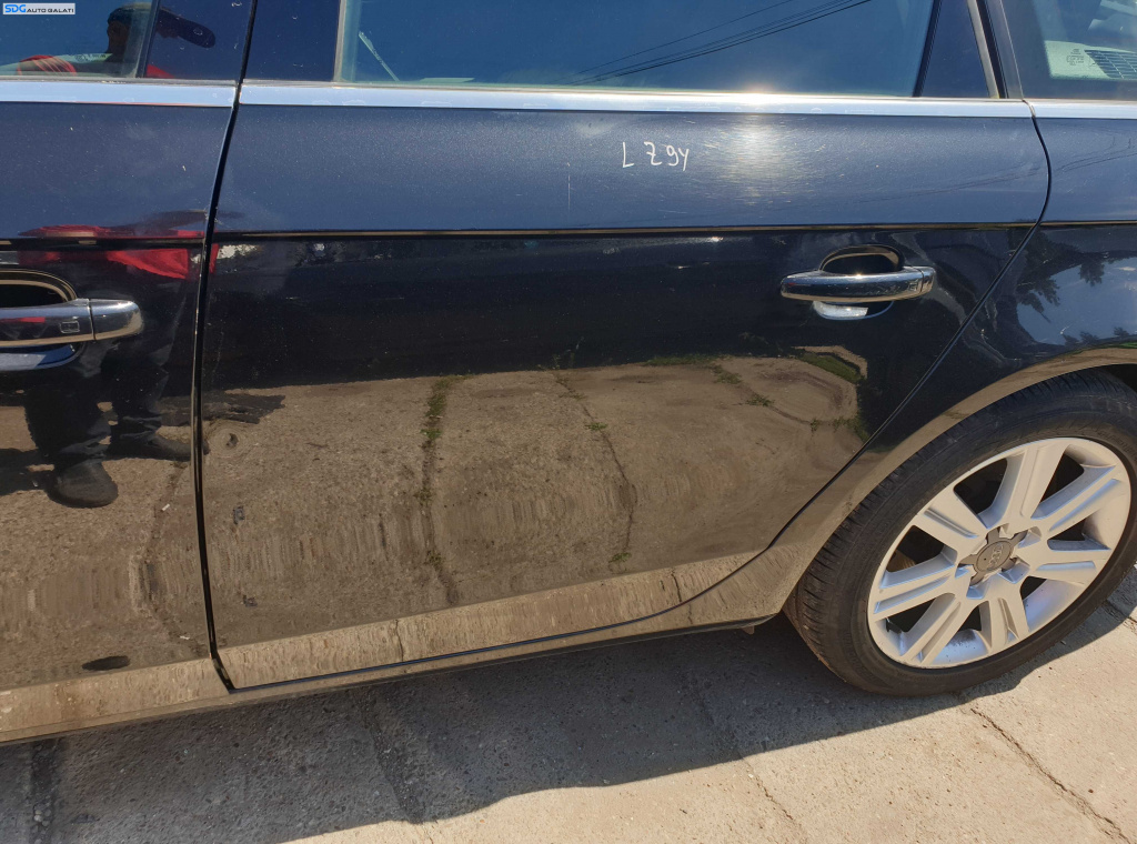 Usa Usi Portiera Portiere Stanga Spate Dezechipata Audi A4 B8 Break Combi 2008 - 2015 Culoare LZ9Y [K5230]
