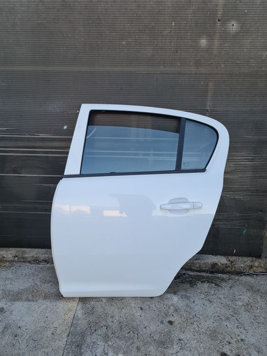Usa usi portiera stanga spate Opel Corsa D