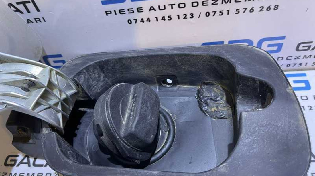 Usa Usita Capac Buson Rezervor Audi A8 D3 2003 - 2010 Cod 4E0010331